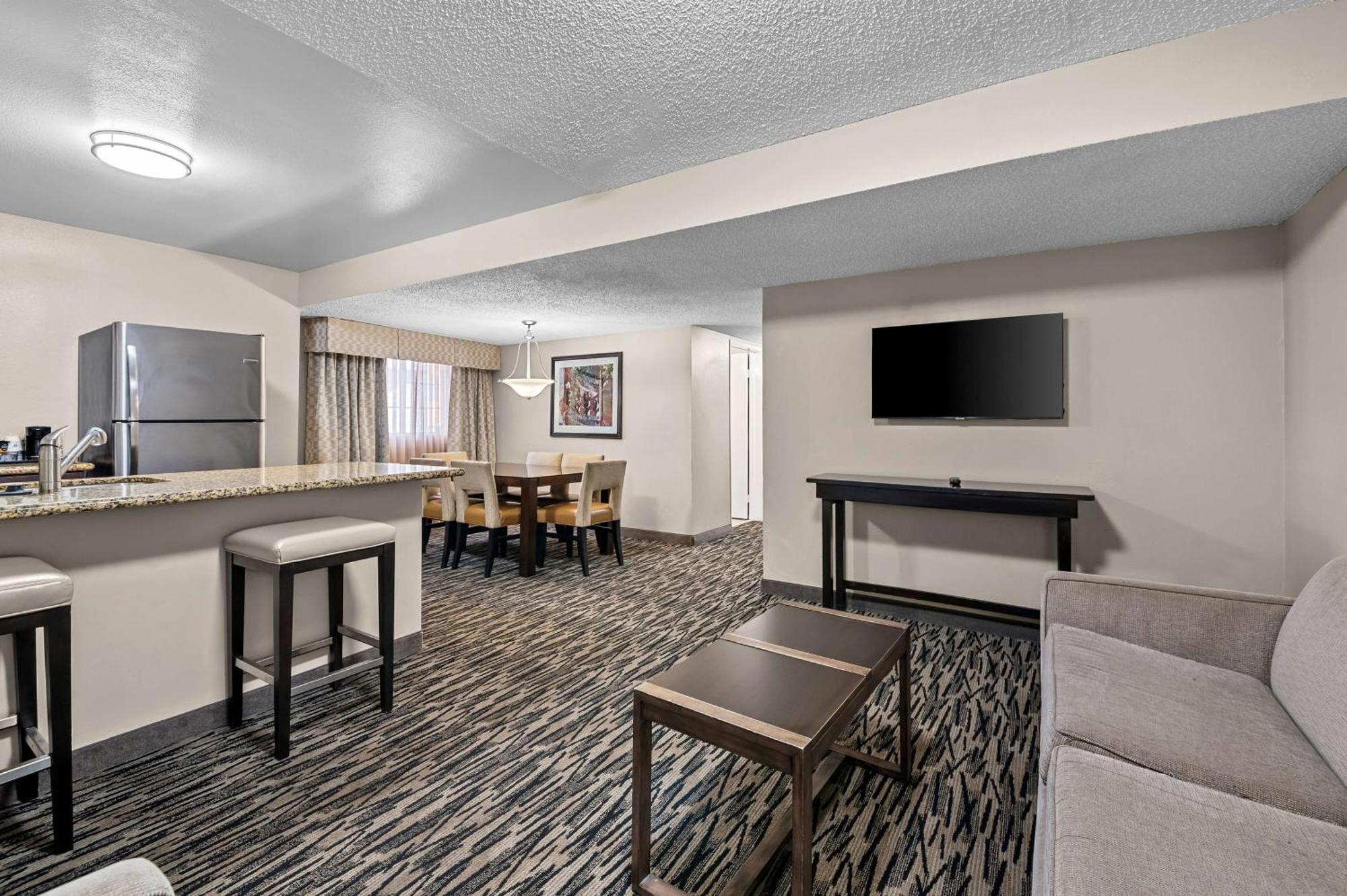 Best Western Los Alamitos Inn & Suites Eksteriør bilde