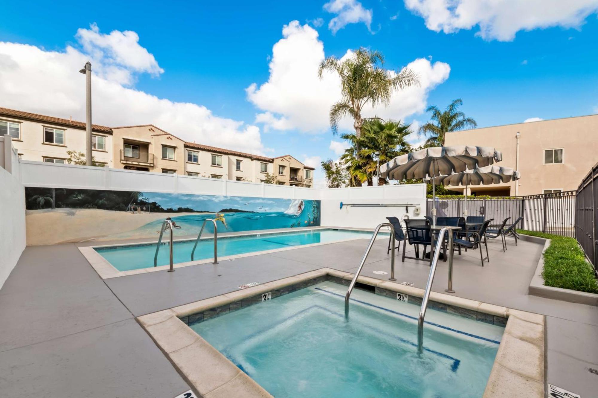 Best Western Los Alamitos Inn & Suites Eksteriør bilde